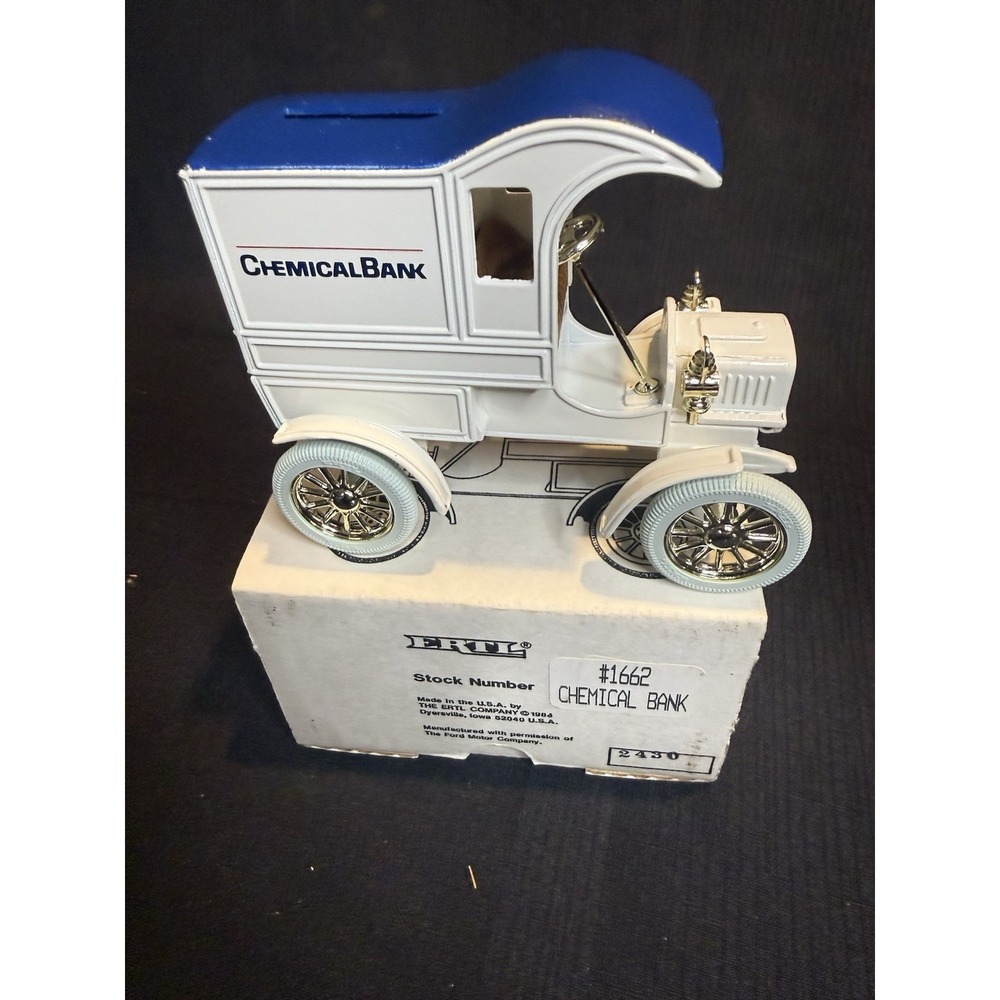 ERTL Die Cast Metal Bank 1905 Ford Chemical Bank Delivery Car 1662 White